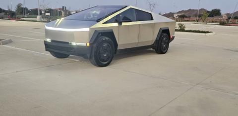 Tesla Cybertruck 2024