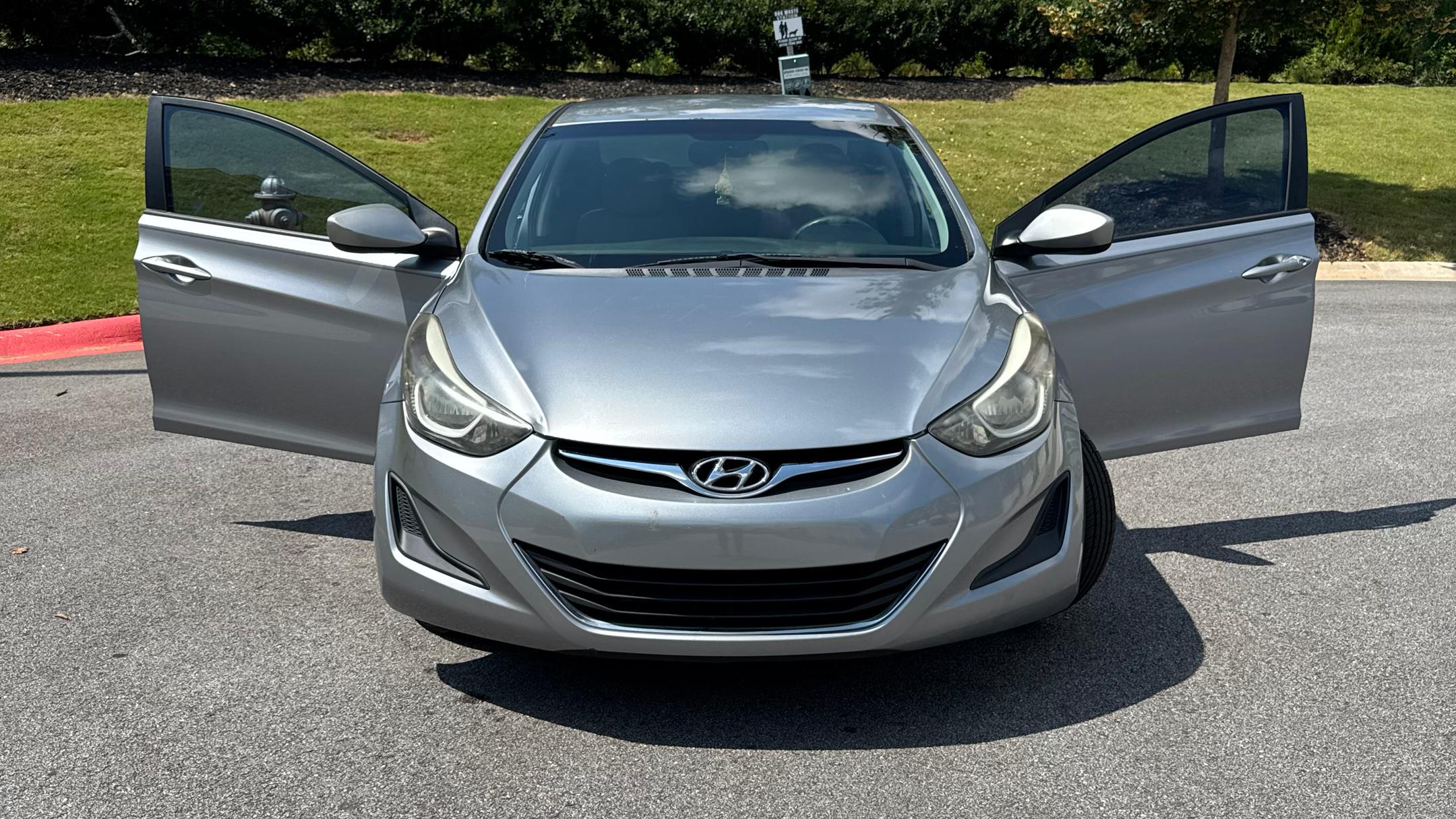 Hyundai Elantra 2015 in 