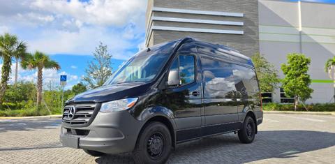 Mercedes-Benz Sprinter 2025
