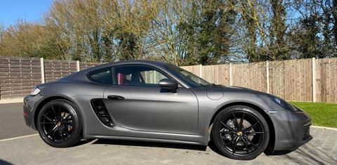 Porsche Cayman 718 2018