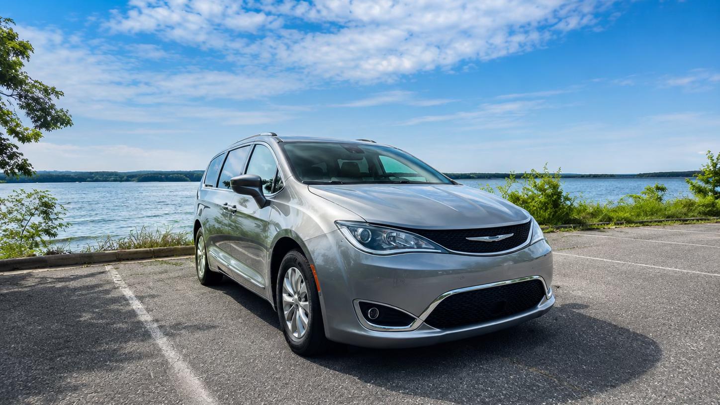 Chrysler Pacifica 2019 in Raleigh, NC