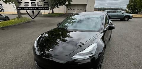 Tesla Model 3 2022
