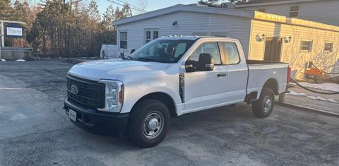 Ford Super Duty F-350 2024