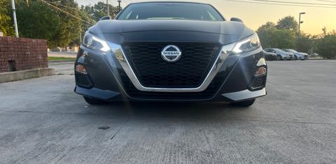 Nissan Altima 2021