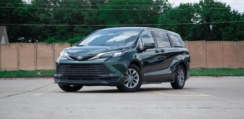 Toyota Sienna 2025