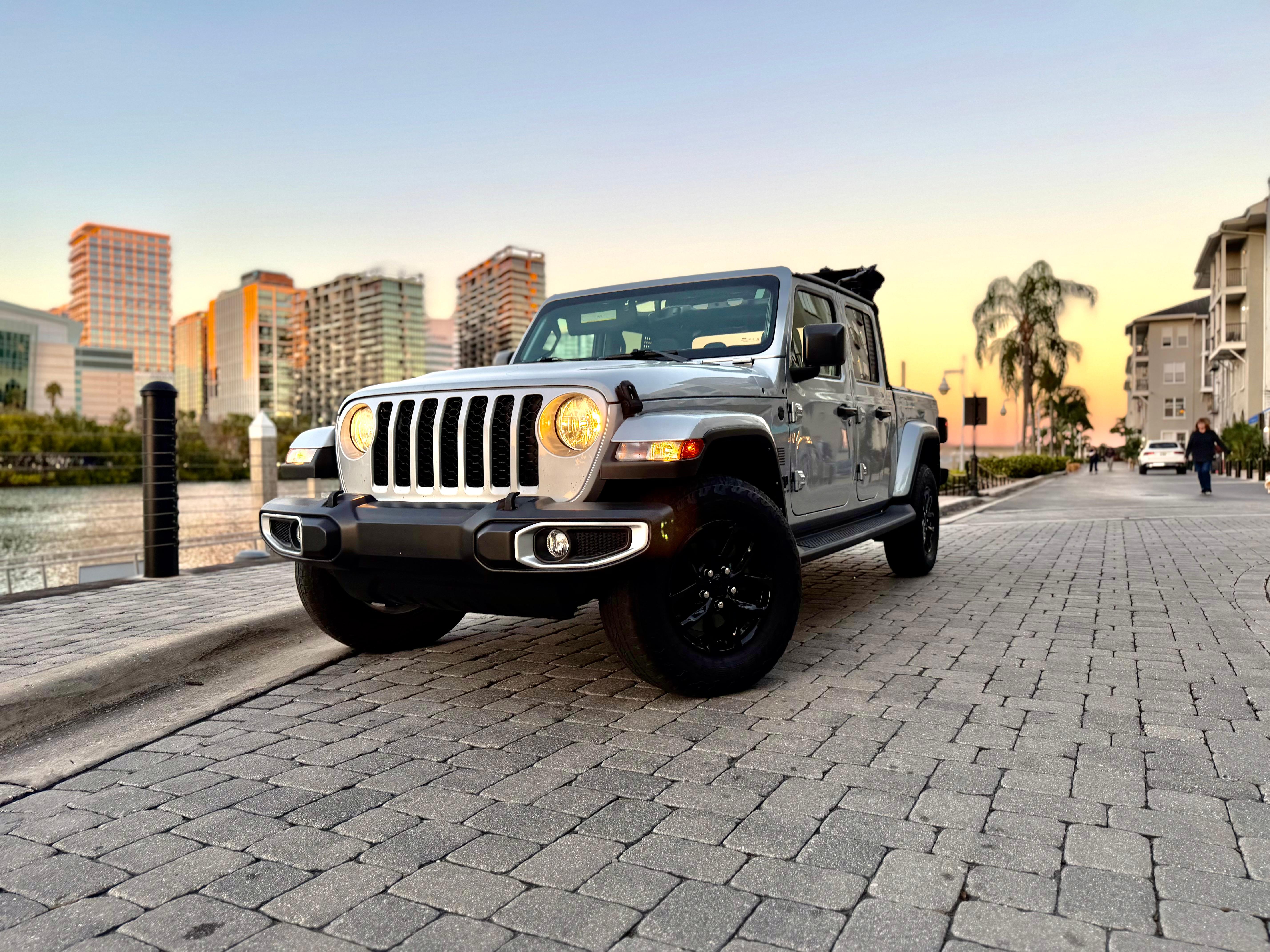 Jeep Gladiator 2023 in 
