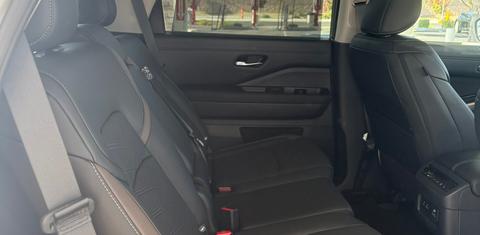 Nissan Pathfinder 2025