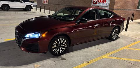 Nissan Altima 2024