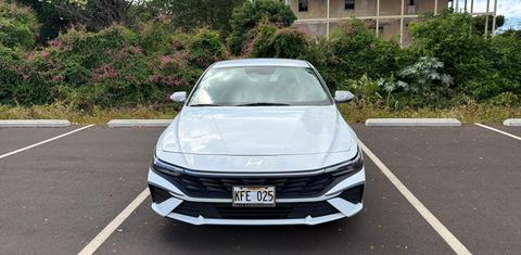 Hyundai Elantra 2024