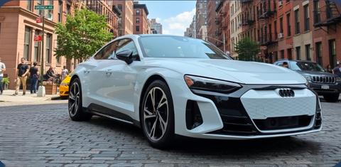 Audi e-tron GT 2024