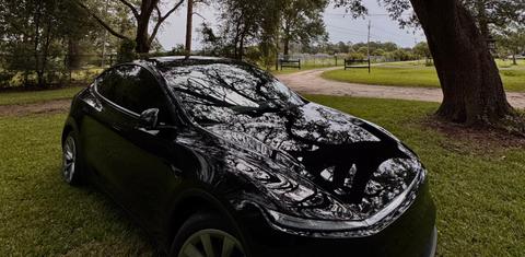 Tesla Model Y 2026