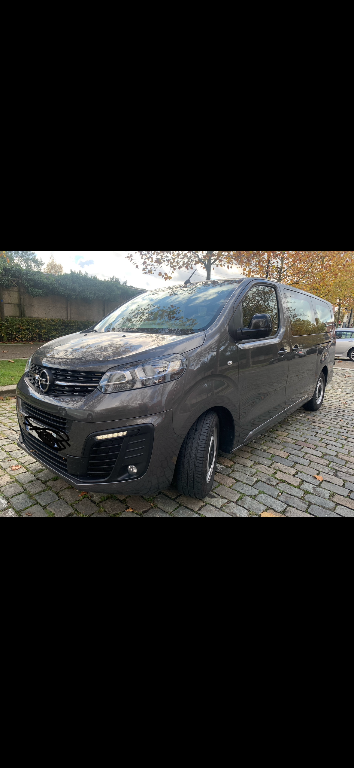 Opel ZAFIRA LIFE BUSINESS 2023 à Lyon
