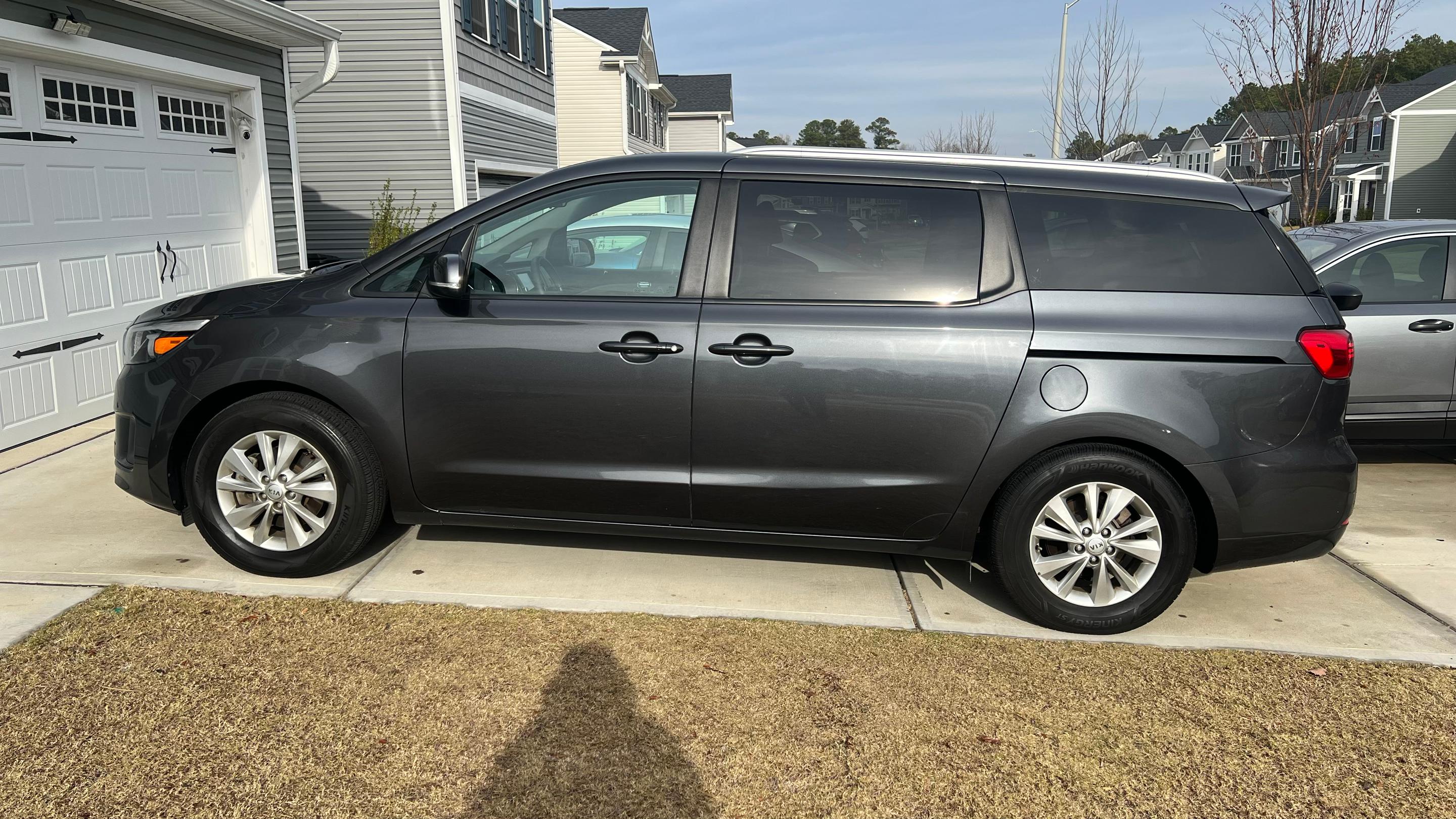 Kia Sedona 2017 in 