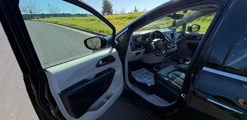 Chrysler Pacifica 2018