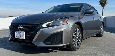 Nissan Altima 2024