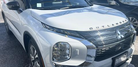 Mitsubishi Outlander 2024
