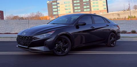 Hyundai Elantra 2022