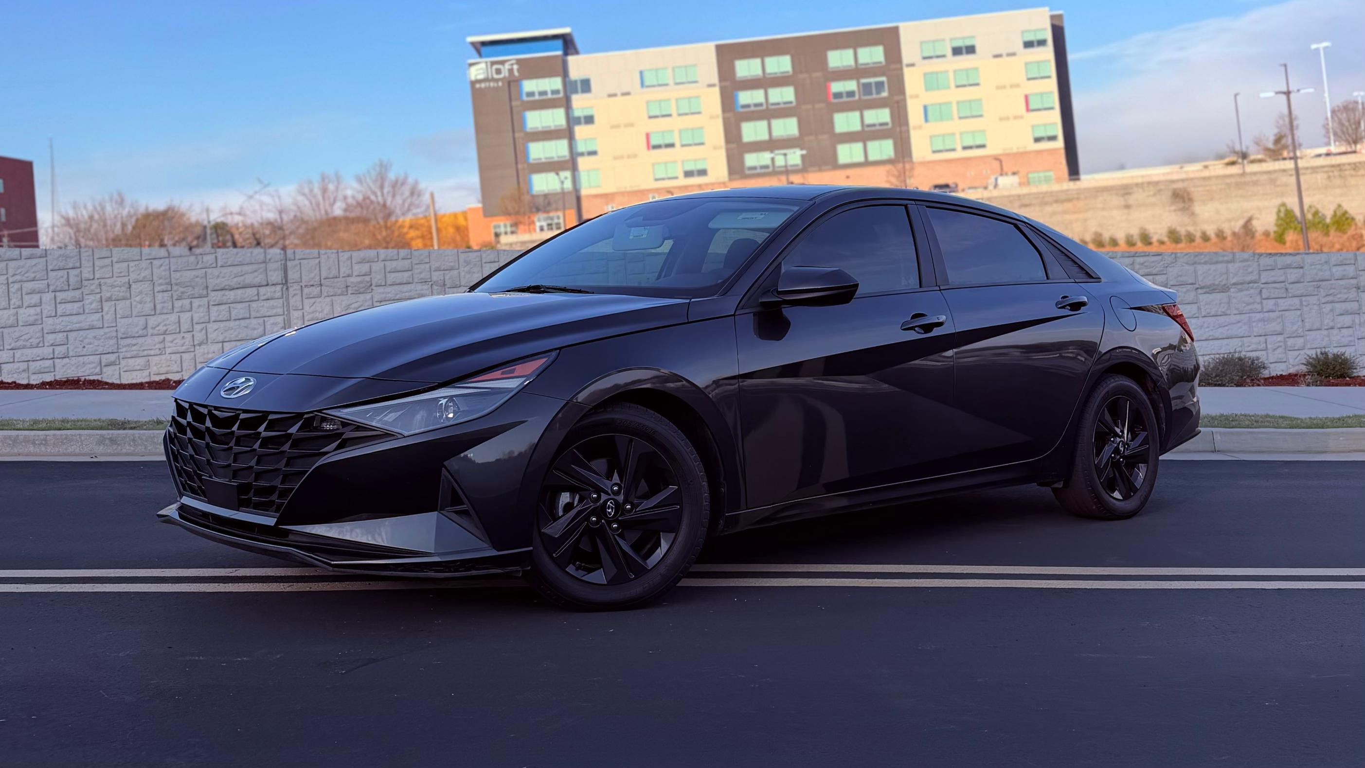 Hyundai Elantra 2022 in 