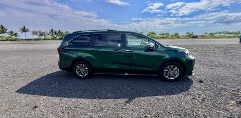 Toyota Sienna 2025