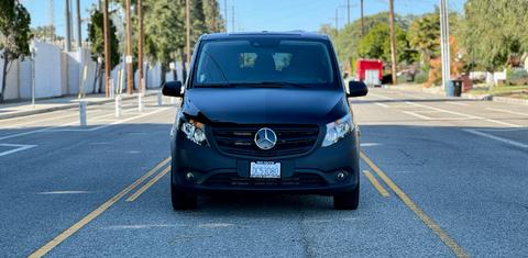 Mercedes-Benz Metris 2023