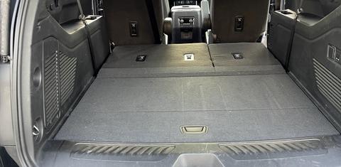 Chevrolet Suburban 2023