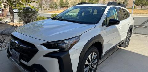Subaru Outback 2025