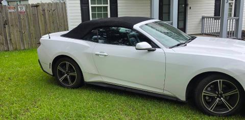 Ford Mustang 2024