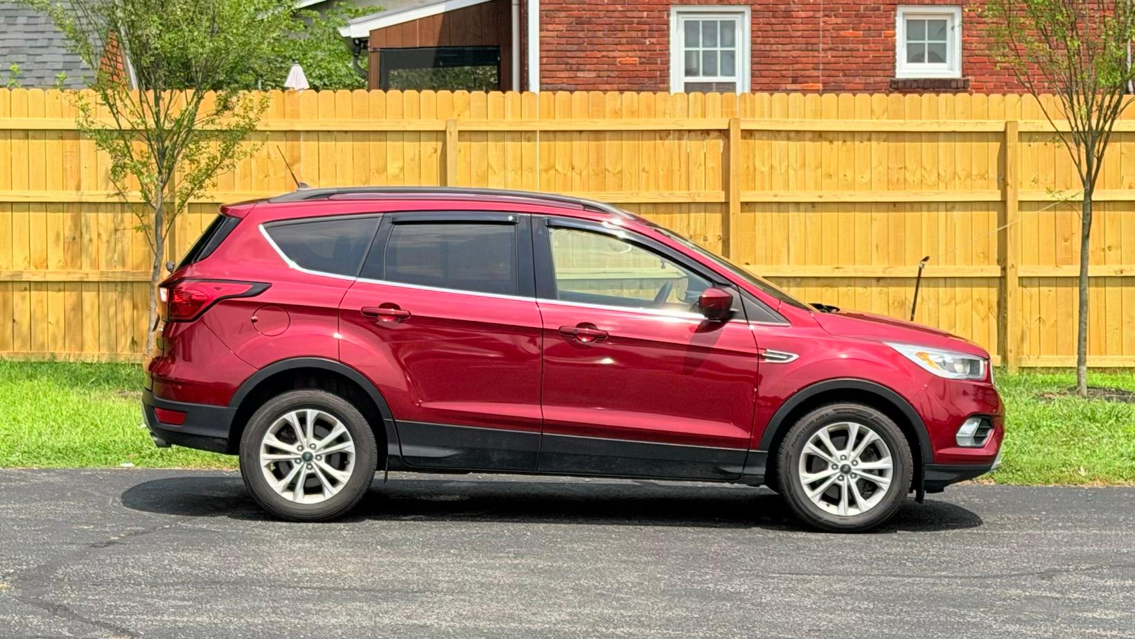 Ford Escape 2019 in Louisville, KY