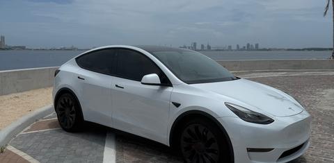 Tesla Model Y 2022