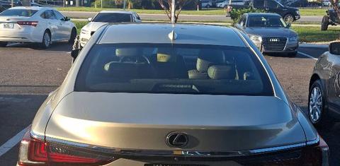 Lexus ES 2022