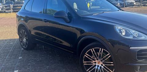 Porsche Cayenne 2015