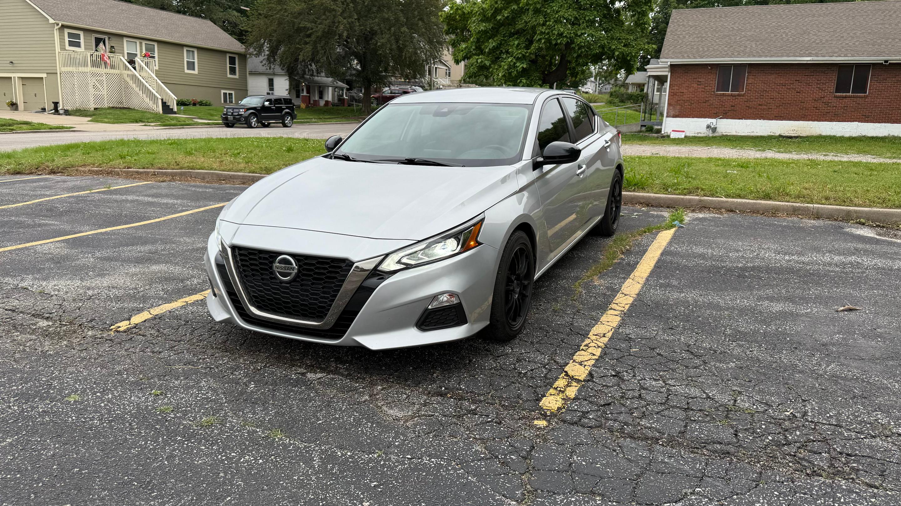 Nissan Altima 2020 in Kansas City, KS