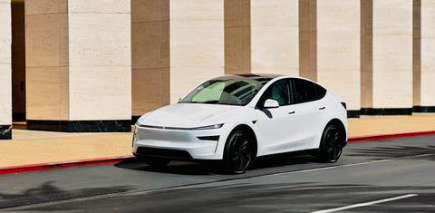 Tesla Model Y 2026