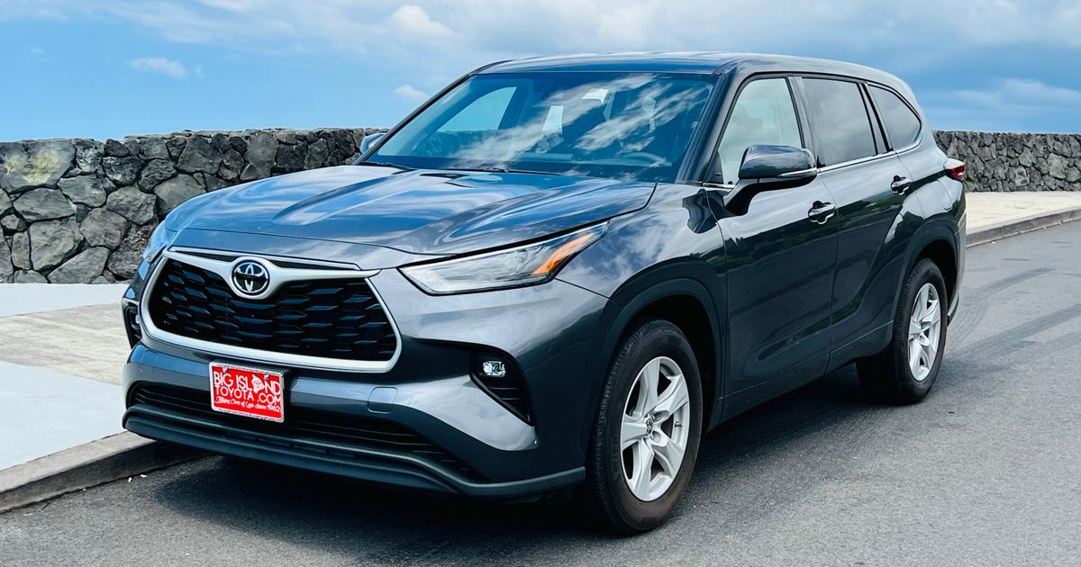 Toyota Highlander 2022 rental in Kealakekua, HI by Adrianna Y. Turo