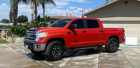 Toyota Tundra 2017