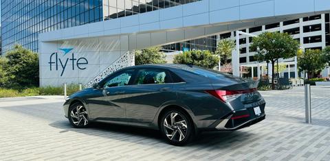 Hyundai Elantra 2024