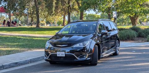 Chrysler Pacifica 2017