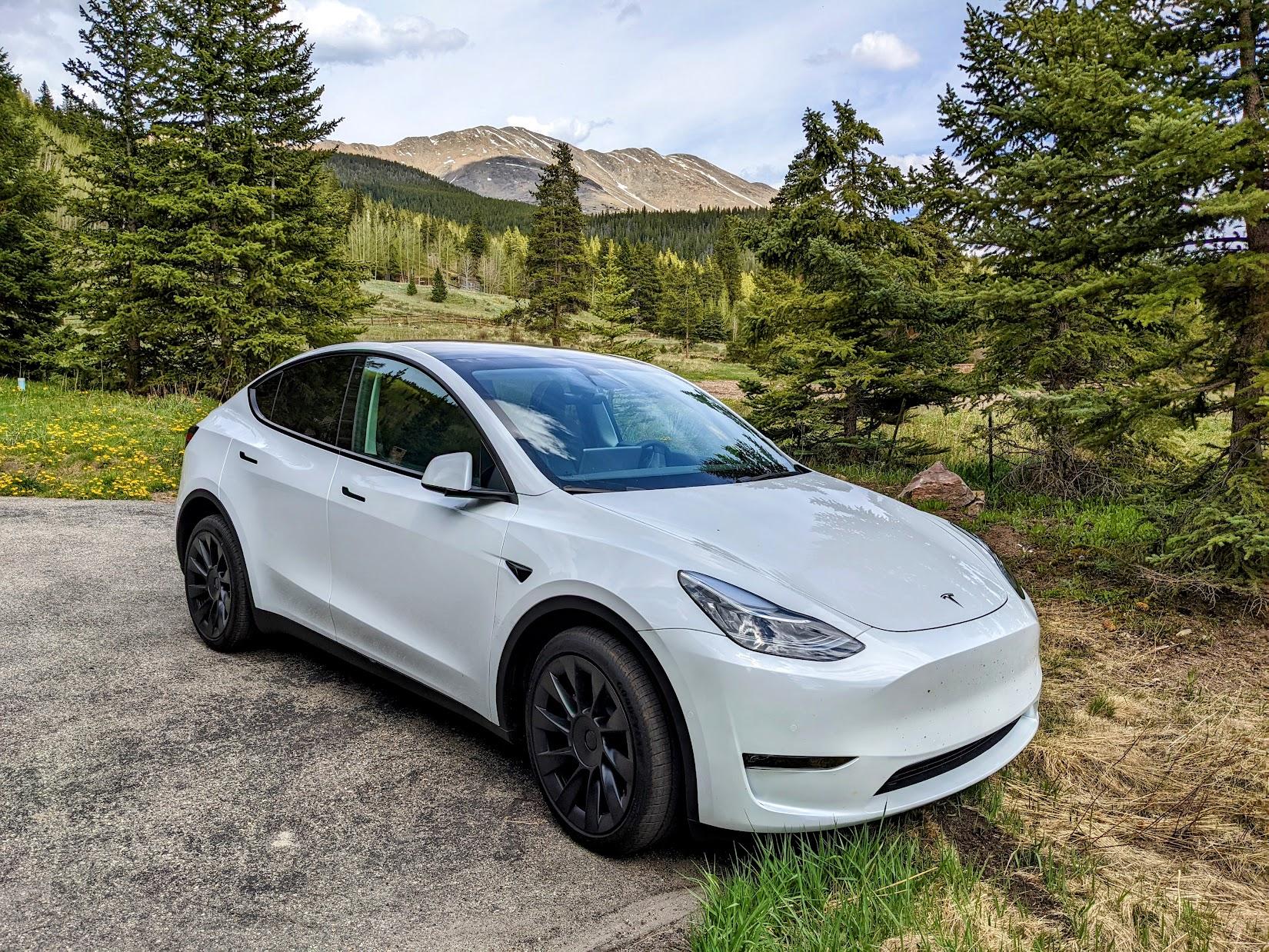 Tesla Model Y 2022 in Louisville, CO