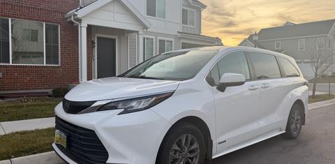 Toyota Sienna 2021