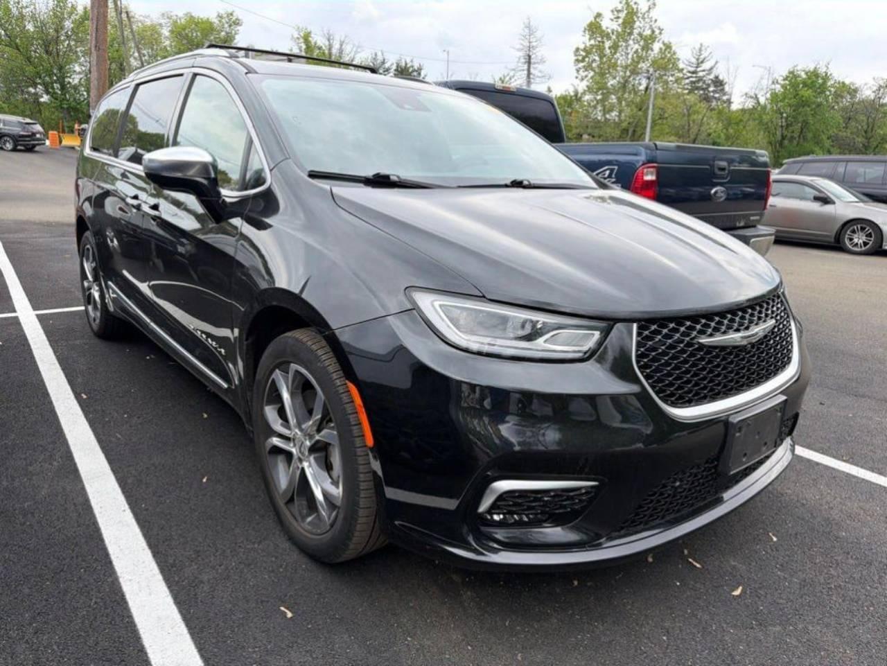 Chrysler Pacifica 2022 in Jacksonville, FL
