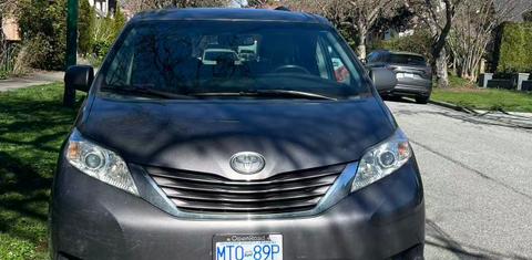 Toyota Sienna 2015