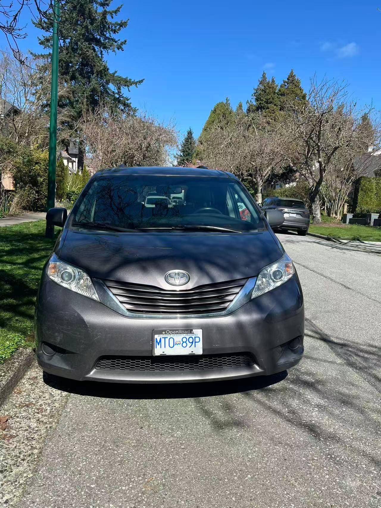 Toyota Sienna 2015 in 