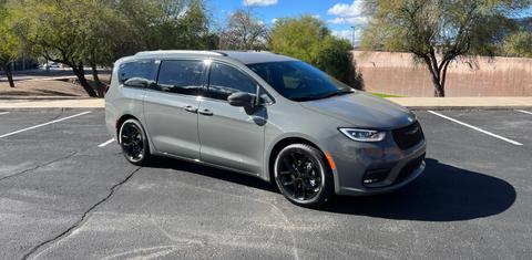 Chrysler Pacifica 2022