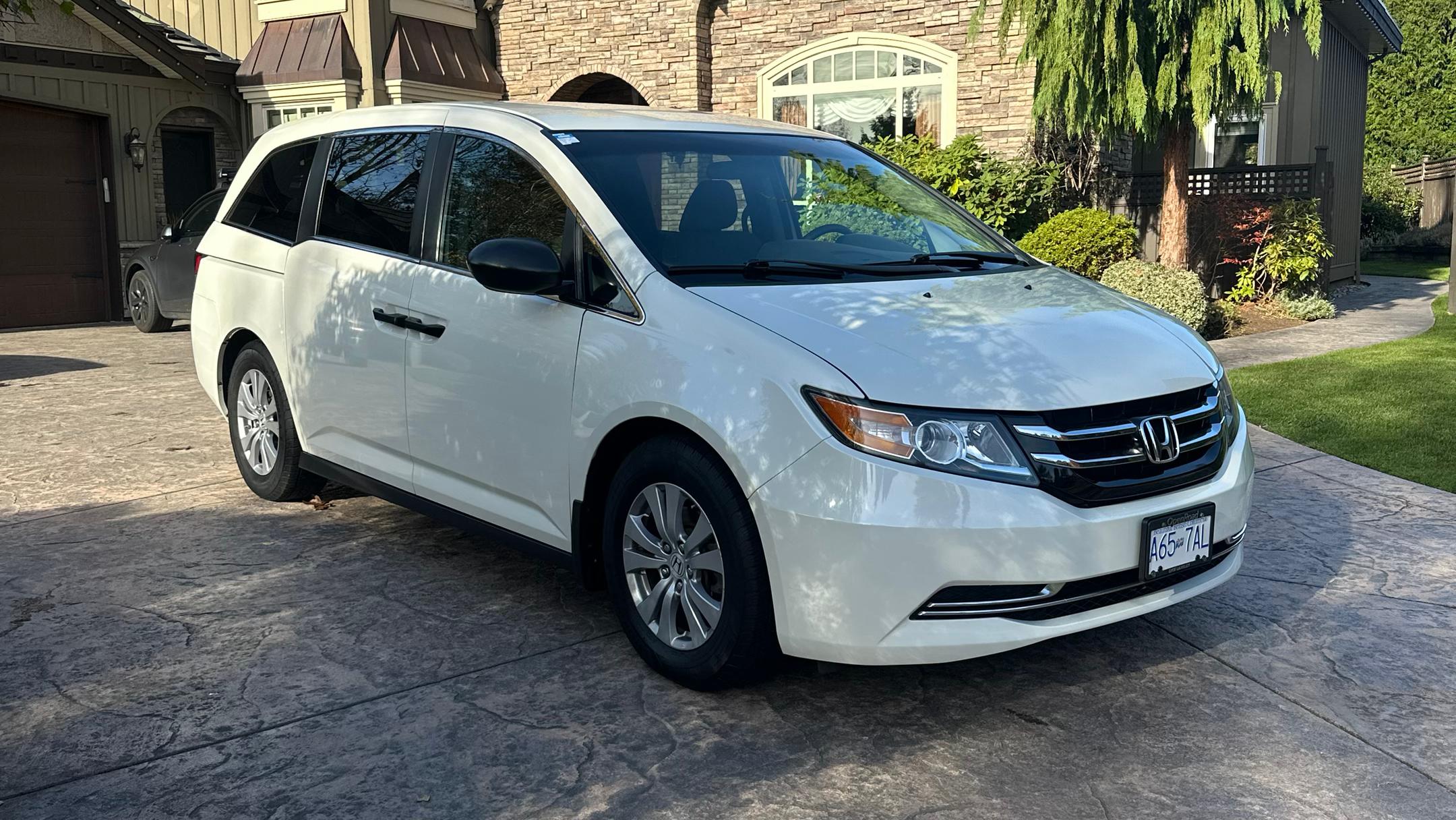 Honda Odyssey 2016 in Richmond, BC