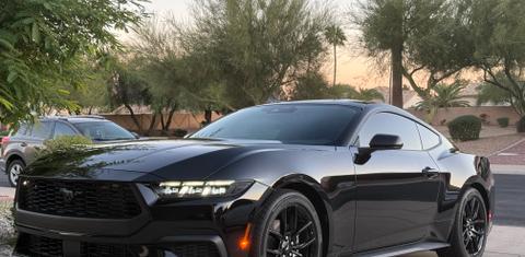 Ford Mustang 2025