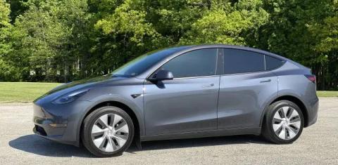 Tesla Model Y 2023