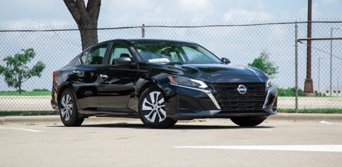 Nissan Altima 2025