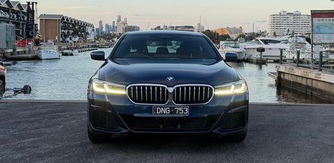 BMW 5 SERIES 2022