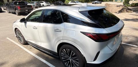 Lexus RX 2023