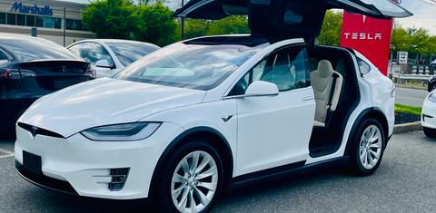 Tesla Model X 2019